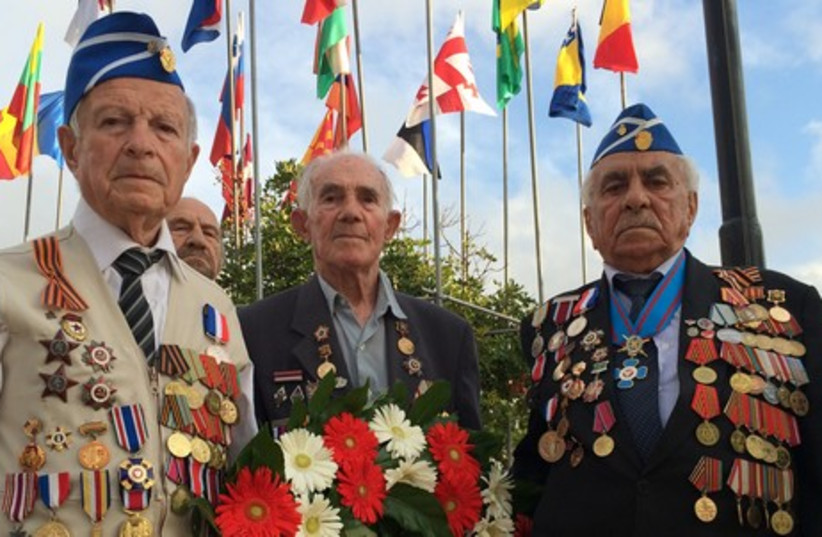 WWII veterans  (photo credit: SAM SOKOL)