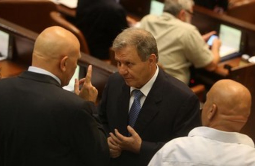 Candidate Meir Sheetrit in the Knesset for presidential election (photo credit: MARC ISRAEL SELLEM/THE JERUSALEM POST)