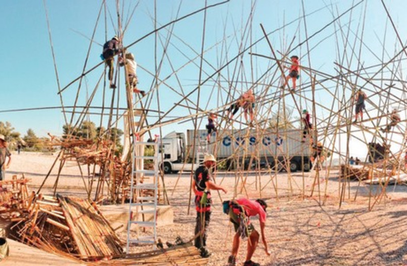 The Big Bambú installation by twin artists Doug and Mike Starn at the Art Garden is both inspiring and fun (photo credit: MIKE AND DOUG STARN)