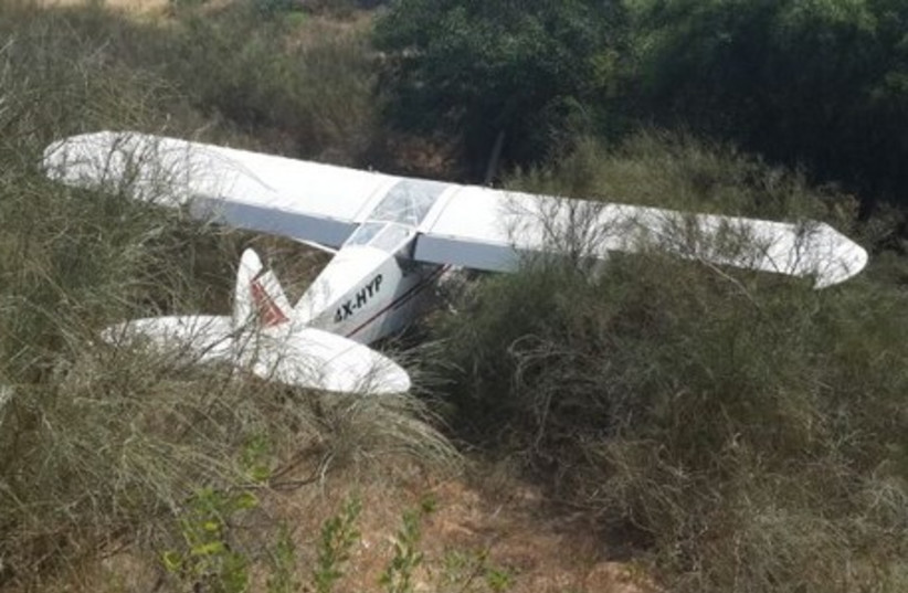 Light plane crash, July 6, 2014 (photo credit: ISRAEL POLICE)