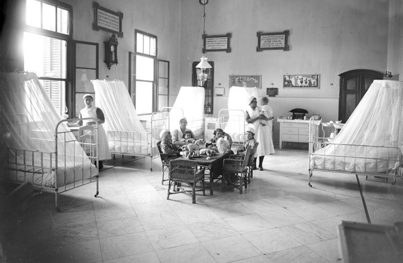 Salle pédiatrique de Shaaré Tzedek (photo credit: MUSÉE DE LA TOUR DE DAVID)