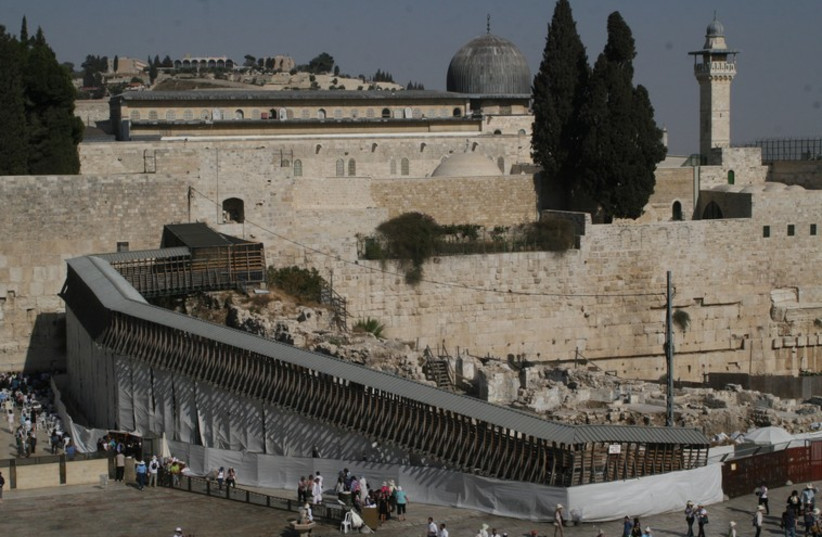Mughrabi Gate (photo credit: MARC ISRAEL SELLEM/THE JERUSALEM POST)
