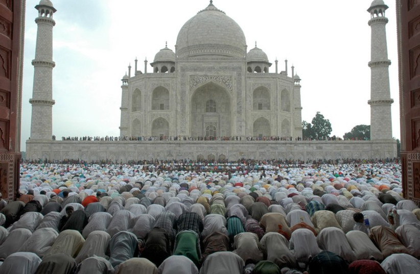 Taj Mahal (photo credit: REUTERS)