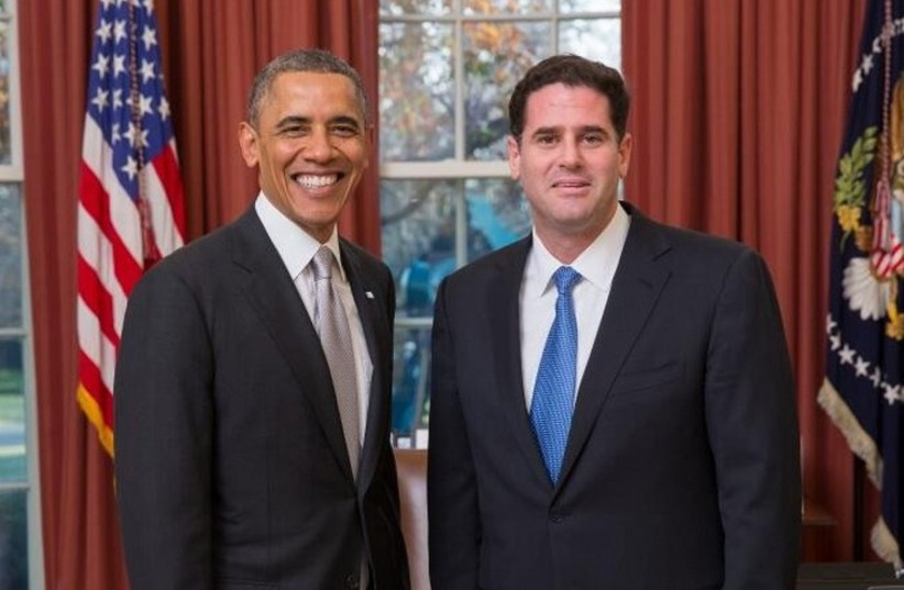 Israel's ambassador to the US, Ron Dermer (R), and US President Barack Obama. (photo credit: TWITTER)