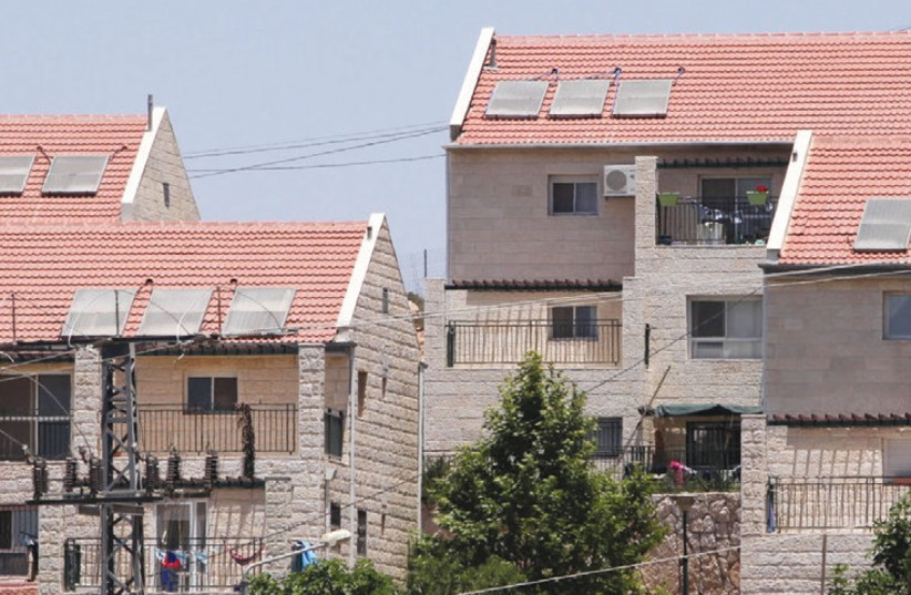 Homes in West Bank settlement (photo credit: MARC ISRAEL SELLEM)
