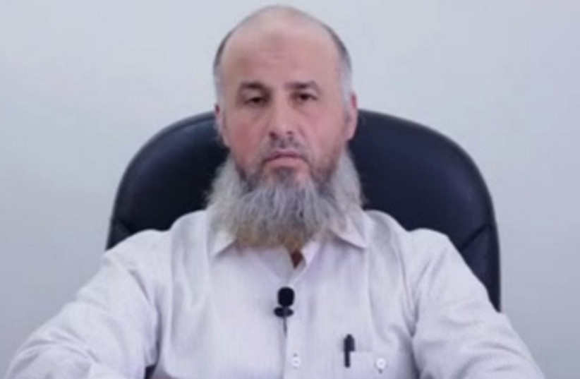 Amateur video purports to show new leader of Syrian Islamist group encouraging fighters. (photo credit: screenshot)