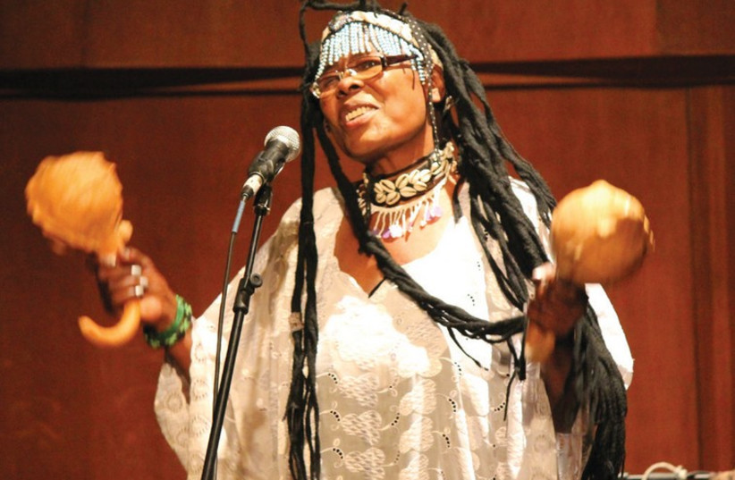 AFRICAN ANTICS: Zimbabwean singer-instrumentalist Stella Chiweshe. (photo credit: BARRY DAVIS)
