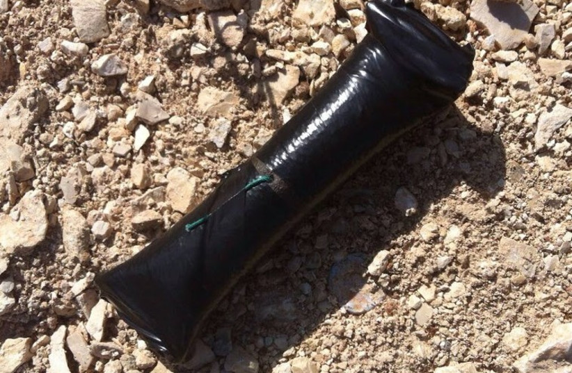 Explosive devise seized from Palestinian suspects, October 2, 2014 (photo credit: POLICE SPOKESPERSON'S UNIT)