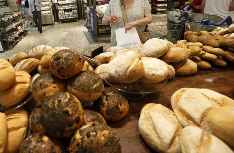 Bread [illustrative] (photo credit: REUTERS)