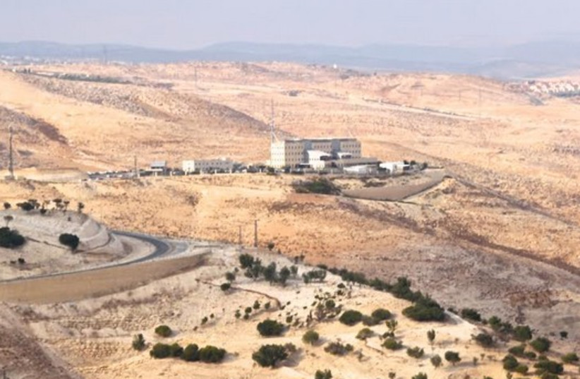 The E1 territory, located outside of Jerusalem and within the jurisdiction of the Ma'aleh Adumim settlement (photo credit: TOVAH LAZAROFF)