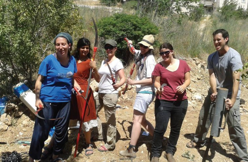 The ‘Young Communities Project’ at work in Kiryat Menahem. (photo credit: NEW SPIRIT)