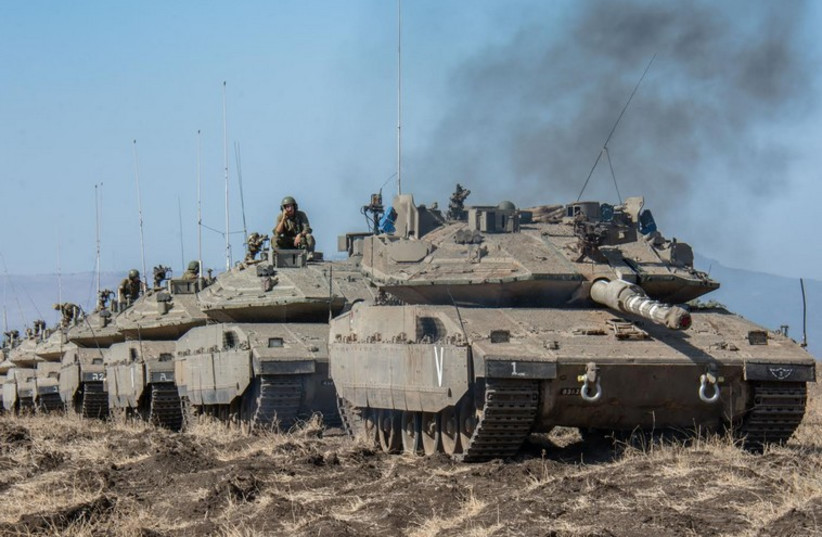 Tank crews from the Seventh Brigade's 75th Battalion train with their new Merkava Mk. 4 tanks (photo credit: IDF SPOKESMAN’S UNIT)