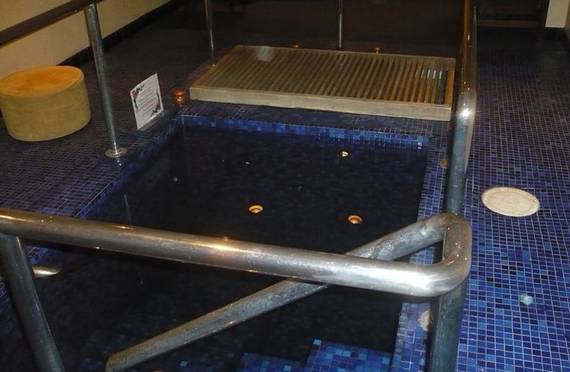 jewish ritual bath (mikve) (photo credit: Wikimedia Commons)