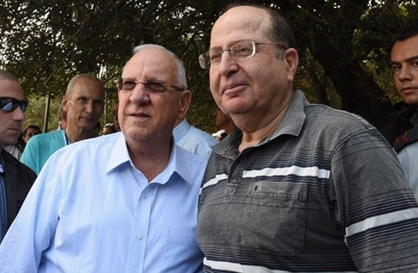 Defense Minister Moshe Ya'alon (R) and President Reuven Rivlin (photo credit: FACEBOOK)