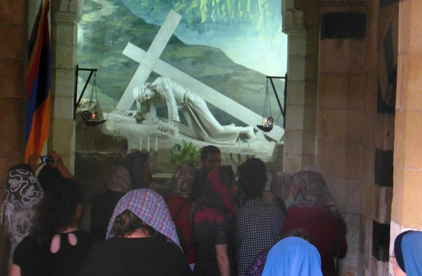 Christians gather to pray in Jerusalem (photo credit: ARIEL COHEN)