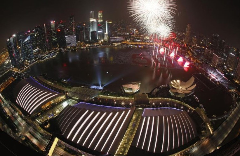 Singapore welcomes 2015
