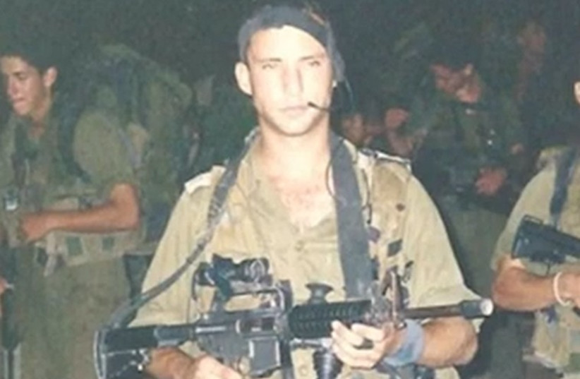Naftali Bennett seen here as an officer in the elite IDF unit Maglan during his military service (photo credit: YOUTUBE SCREENSHOT)