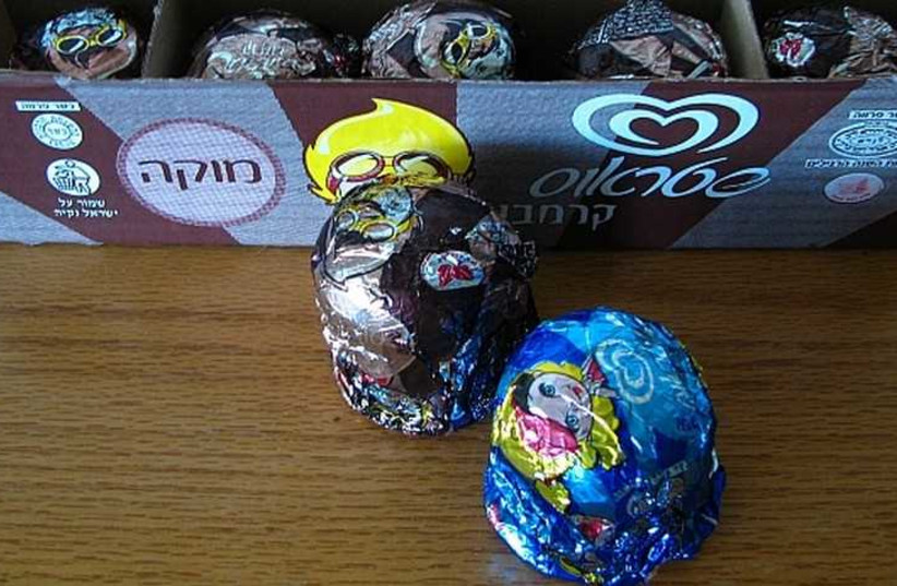 Israel’s Krembo snack to lose its iconic shiny wrapping - The Jerusalem ...