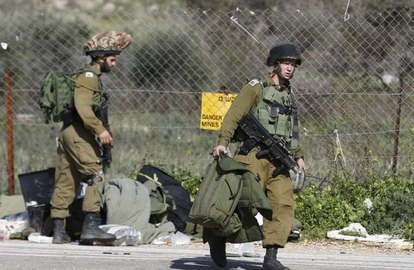 IDF soldiers near border with Lebanon. (photo credit: REUTERS)