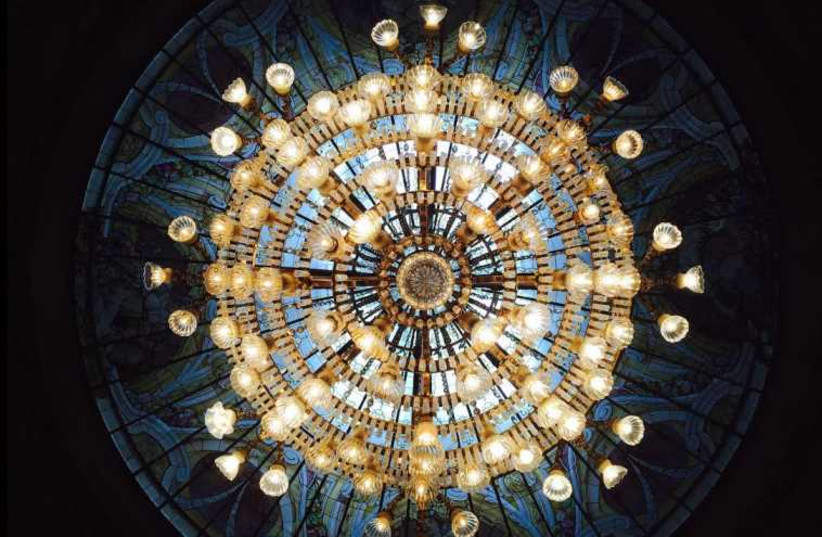 Chandelier in a negotiating room at the Beau Rivage Palace in Lausanne, Switzerland. (photo credit: MICHAEL WILNER)