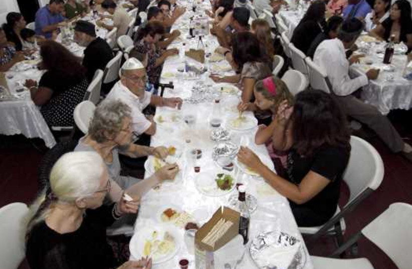 Passover seder (photo credit: REUTERS)