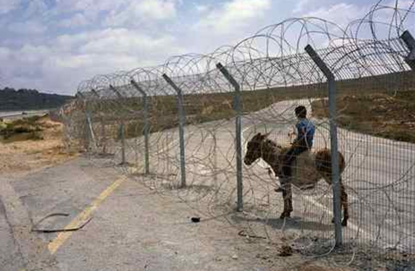 Israeli borders 8 GALLERY 465