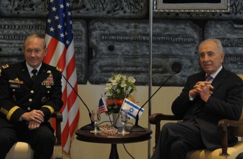 Dempsey meets President Shimon Peres