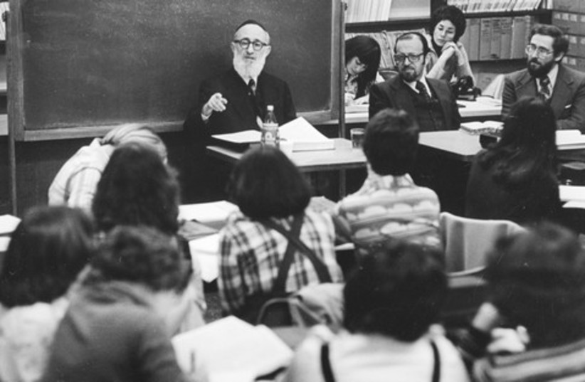 Rabbi yeshiva seminar (black and white) 521 (credit: Courtesy)