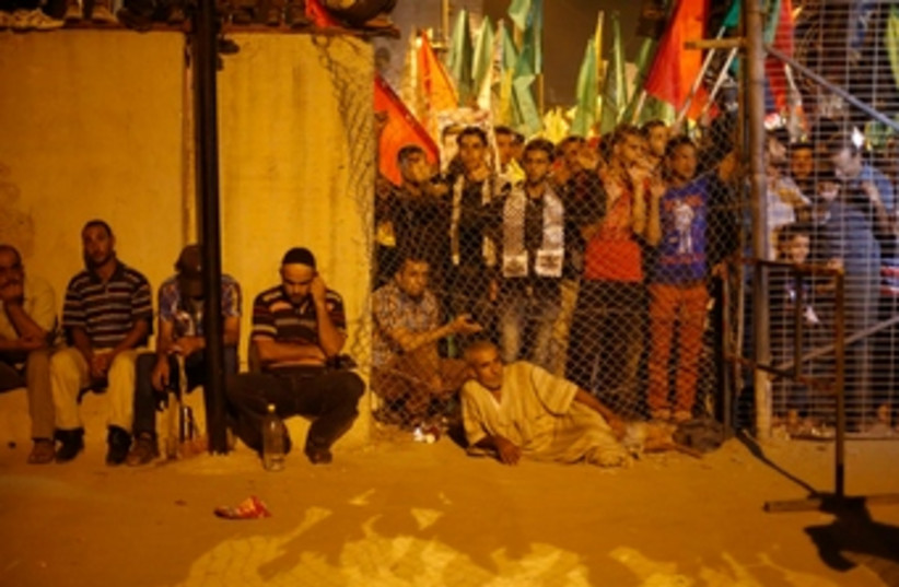 gaza prisoner release 370