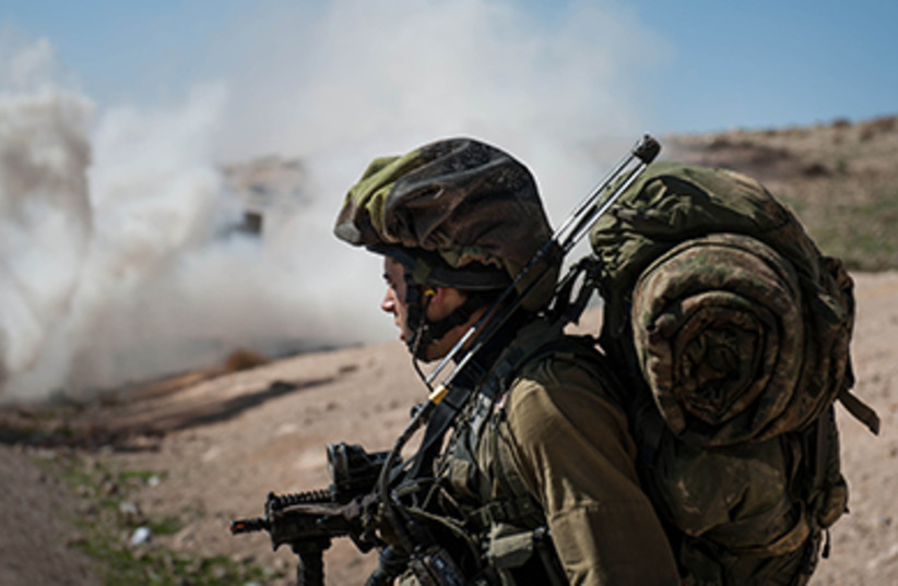 Members of the Nahal Reconnaissance Brigade train for war