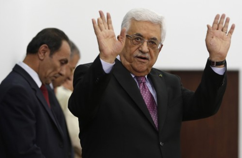 Abu Mazen swears in unity government