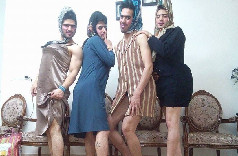 Iranian men pose as women 