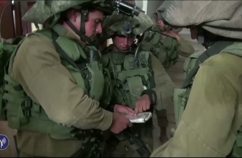 IDF operating in Hebron