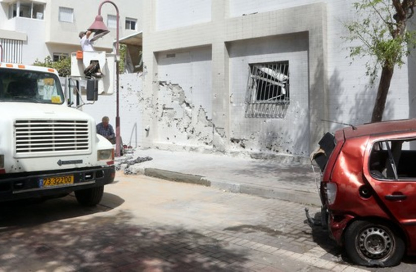 A rocket hit in Ashdod
