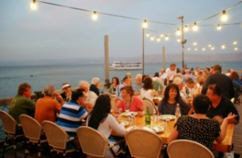 Group dinner at one of the finest restaurants, The Sea of Galilee (credit: SHURAT HADIN)