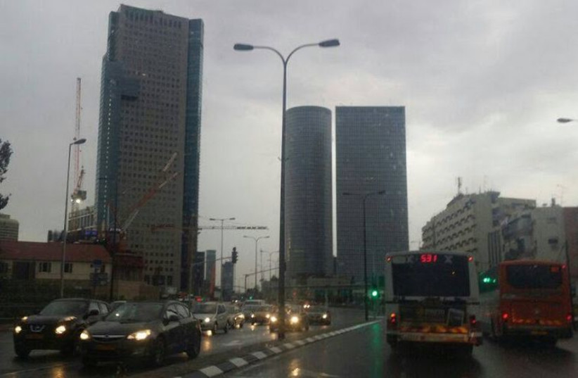 Heavy showers hit Israel‏