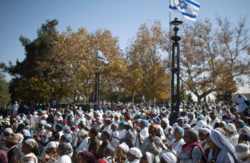 Members of the Ethiopian Jewish community in Israel mark the holiday of Sigd in Jerusalem November 20, 2014