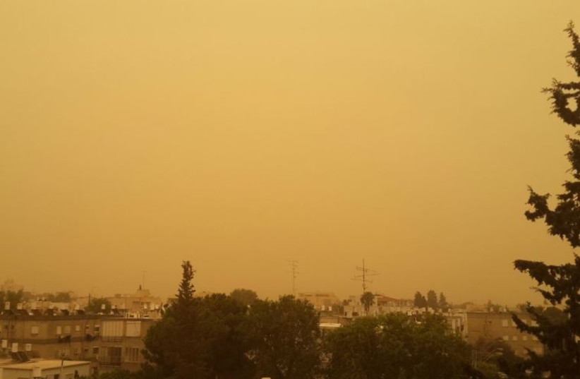 Kiryat Bialik, northern Israel, hazy conditions