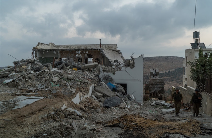 IDF demolition of terrorists' houses, August 9, 2017. (photo credit: IDF SPOKESPERSON'S UNIT)