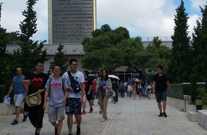 Chinese students visiting Haifa University (photo credit: HAIFA UNIVERSITY)