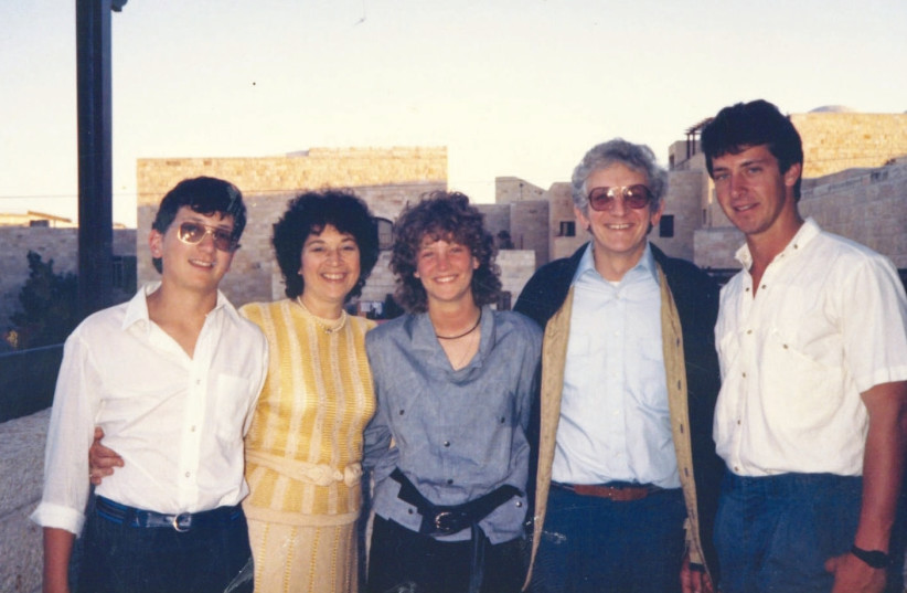 Passover 1985 in the Old City: (from left) Tuvia, Rita, Elissa, David and Avie Geffen. (photo credit: AVIE GEFFEN PICTORIAL ARCHIVES)