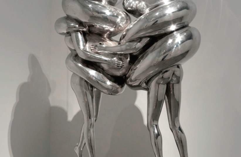 Artist Louise Bourgeois's 'The Couple'.  (photo credit: ELAD SARIG)