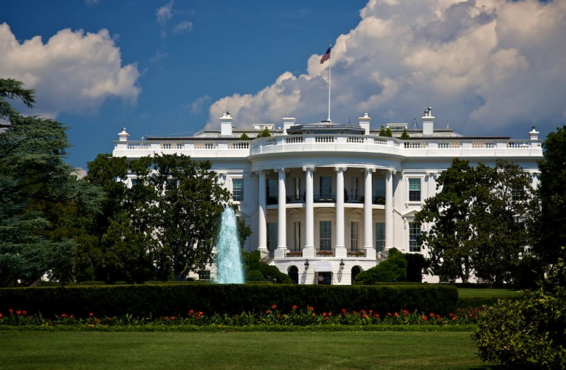 White House South side and gardens (photo credit: ZACH RUDISIN/WIKIMEDIA COMMONS)