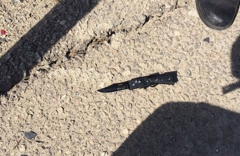 A knife recovered from a thwarted attack in Gush Etzion, October 2017 (photo credit: IDF SPOKESPERSON'S UNIT)