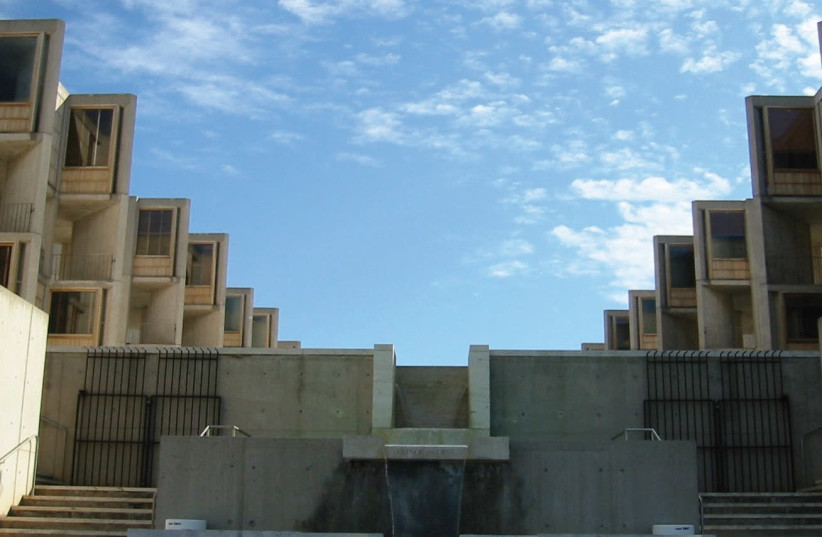 Louis Kahn’s Salk Institute for Biological Studies in La Jolla, California (1959-65) (photo credit: Wikimedia Commons)