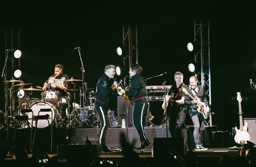 Take That perform at Tel Aviv's Menora Mitvachim Arena, November 27, 2017  (photo credit: ORIT PNINI)