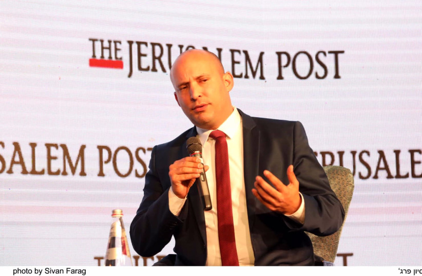 Naftali Bennett speaks at the Jerusalem Post Diplomatic Conference, 2017. (photo credit: SIVAN FARAJ)