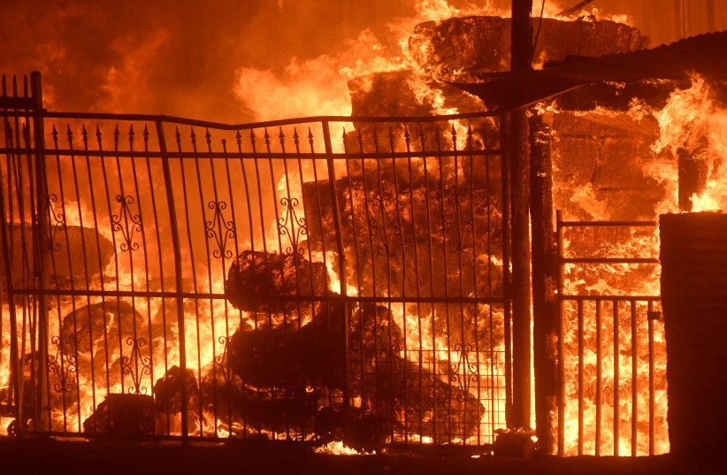 Fire (illustrative) (photo credit: GENE BLEVINS / REUTERS)
