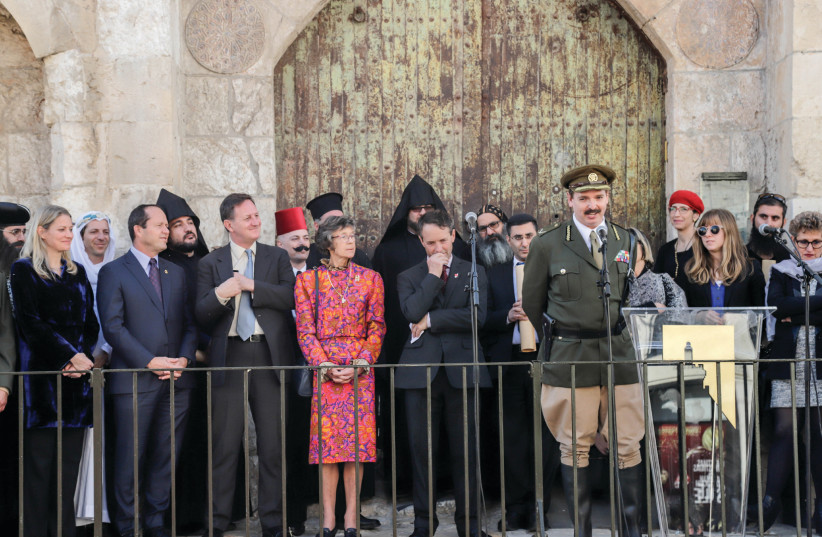 At the opening of the December 11 exhibition on the steps of the Tower of David (front row): Christina Benson; Mayor Nir Barkat; John Benson, Gen. John Shea’s great-grandson; Lady Sara Allenby; and the Viscount Allenby of Megiddo and Felixstowe. At the podium, the actor playing Gen. Edmund Allenby i (photo credit: RICKY RACHMAN)