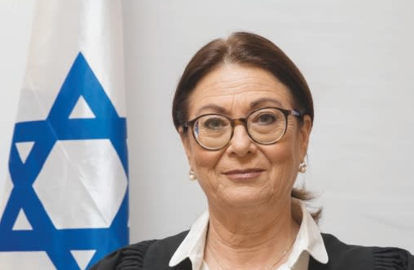 Esther Hayut (photo credit: Wikimedia Commons)